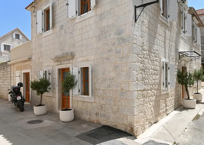 Milan Luxury Trogir